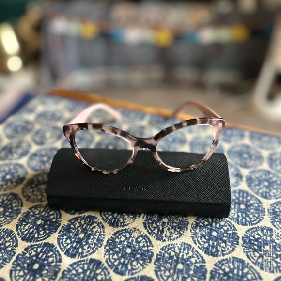 Prada PR 11RV Heritage Tortoise w/Pink - Picture 3 of 16
